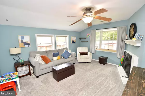 18 KATHERINE AVE, Cherry Hill, NJ 08002