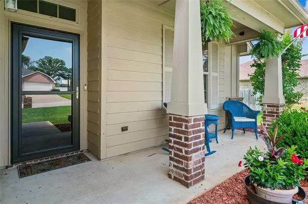 402 Asher, Lindale, TX 75771