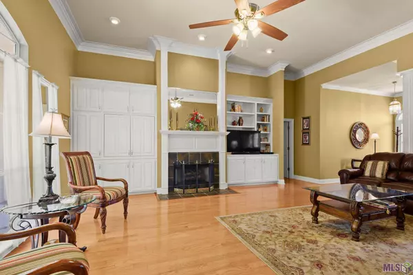 17513 BEACHWOOD AVE, Baton Rouge, LA 70817