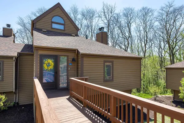 16 Farmstead, Galena, IL 61036