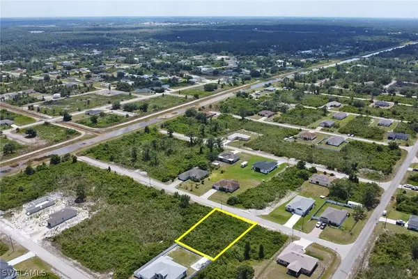 6012 Jane AVE N, Lehigh Acres, FL 33971