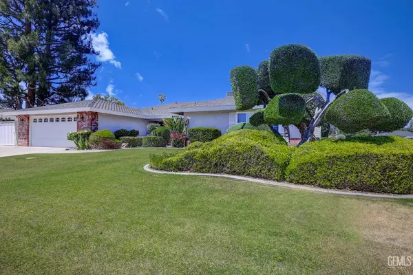 6600 Chelan Court, Bakersfield, CA 93309