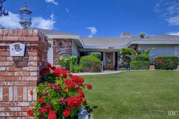 6600 Chelan Court, Bakersfield, CA 93309