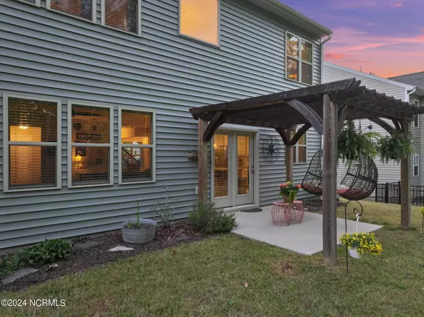 232 W Copenhaver Drive, Clayton, NC 27527