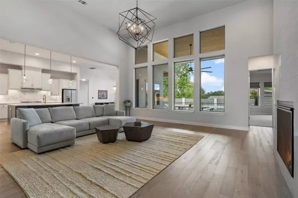 266 Dally CT, Dripping Springs, TX 78620