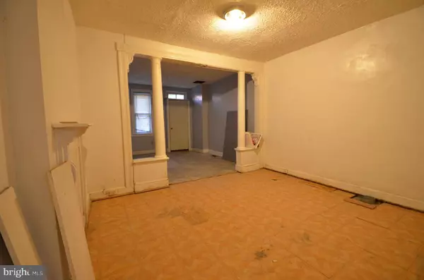 2707 PRESBURY ST, Baltimore, MD 21216