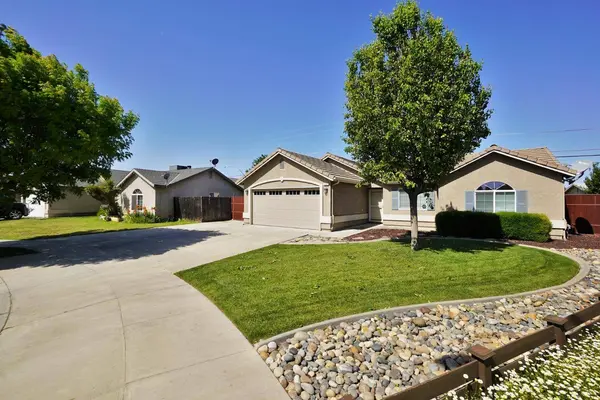 973 Himalaya Drive, Lemoore, CA 93245