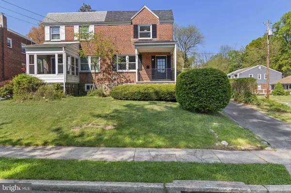 262 E AVON RD, Brookhaven, PA 19015