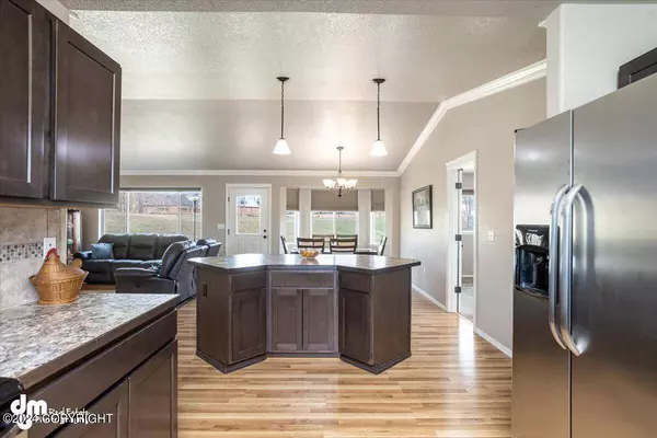 3997 E Citrine DR, Wasilla, AK 99654