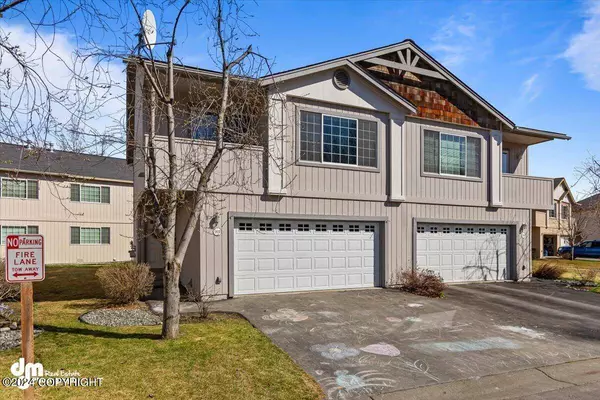 5820 Sapphire LOOP #42A, Anchorage, AK 99504