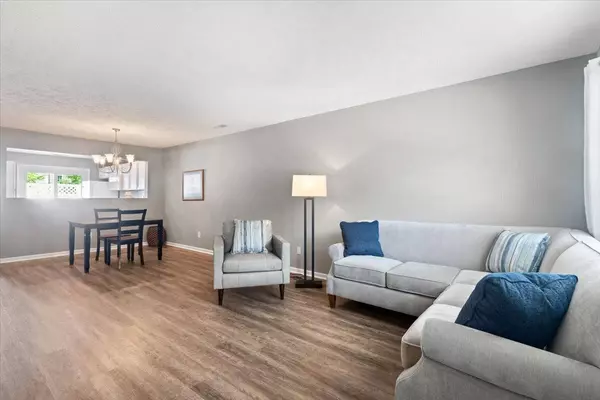 544 Crawford DR, Westfield, IN 46074