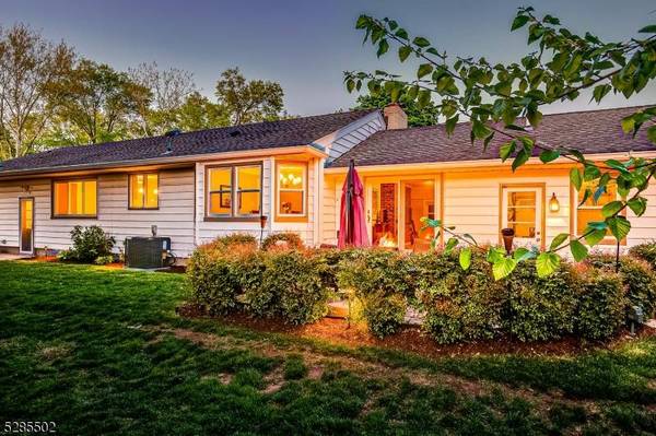 7 Buchanan Rd, Metuchen Boro, NJ 08840