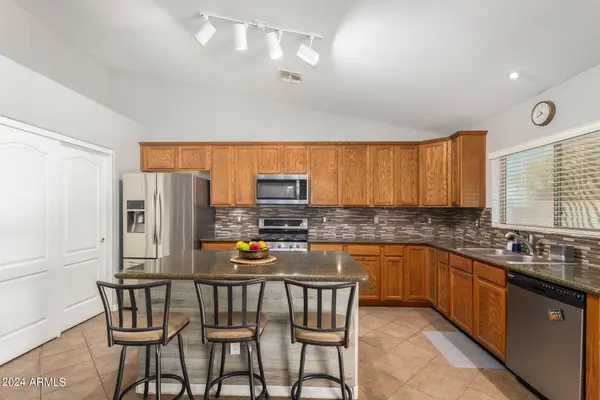 17419 W TARA Lane, Surprise, AZ 85388