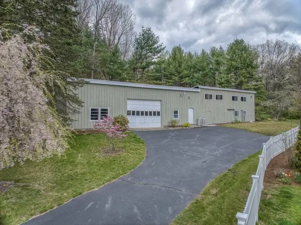 150 Hayden Rd, Groton, MA 01450