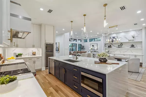 6839 Orchid Lane, Dallas, TX 75230