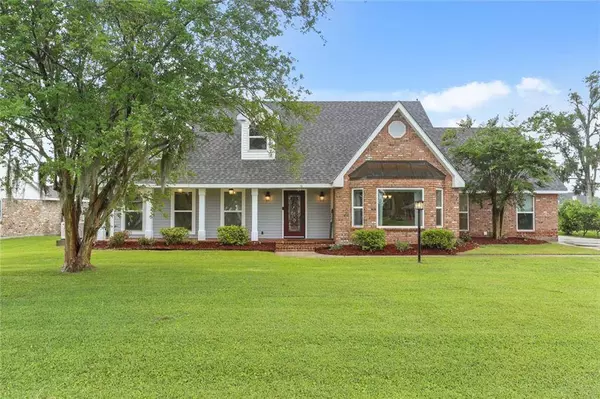 16 CATHY DR, Luling, LA 70070