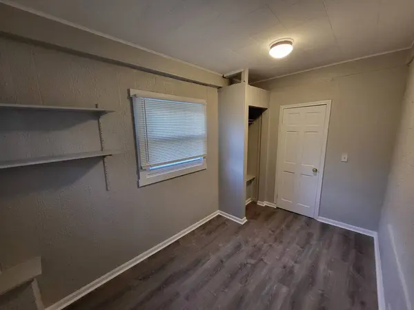 1004 Argonne Drive, North Chicago, IL 60064