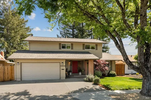 4406 Moffitt DR, Napa, CA 94558