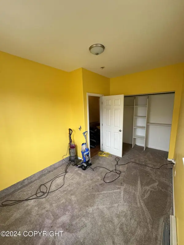 12106 Lucille LN #1, Anchorage, AK 99515