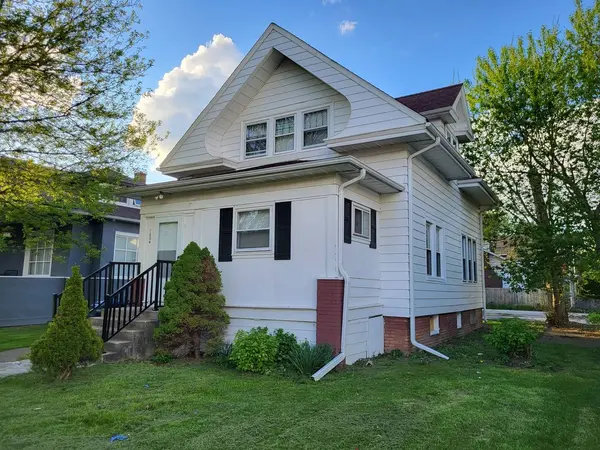 1004 Argonne Drive, North Chicago, IL 60064