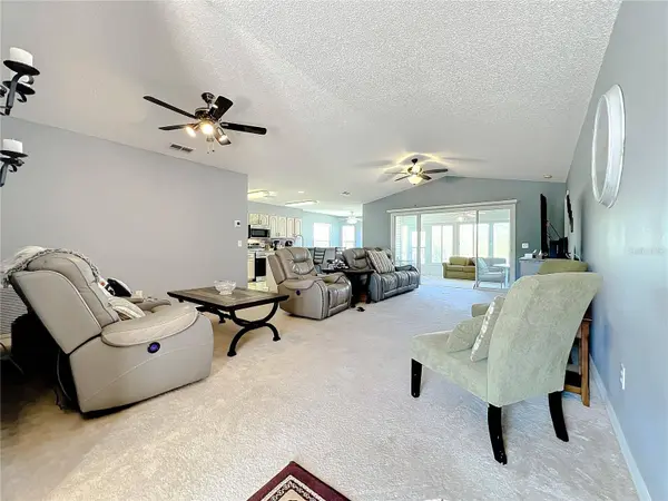 32676 OAK PARK DR, Leesburg, FL 34748