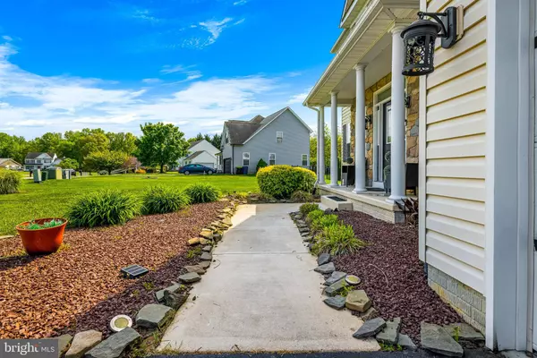 185 LAKSHMAN TRL, Dover, DE 19901