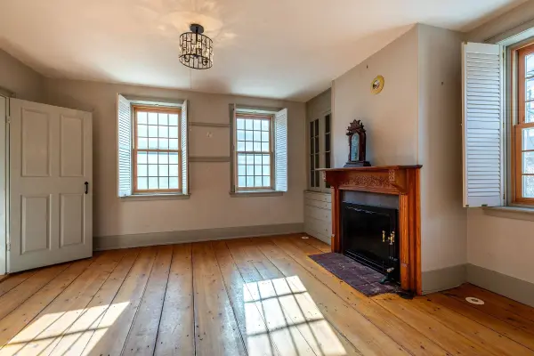 566 Simonsville RD, Andover, VT 05143