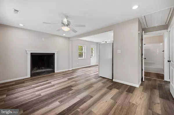 168 SILVER LAKE DR, Clementon, NJ 08021