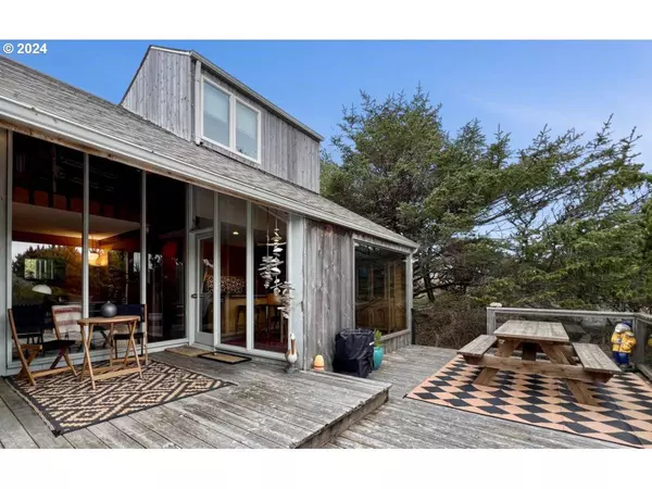 313 SALISHAN DR #5 (E), Gleneden Beach, OR 97388