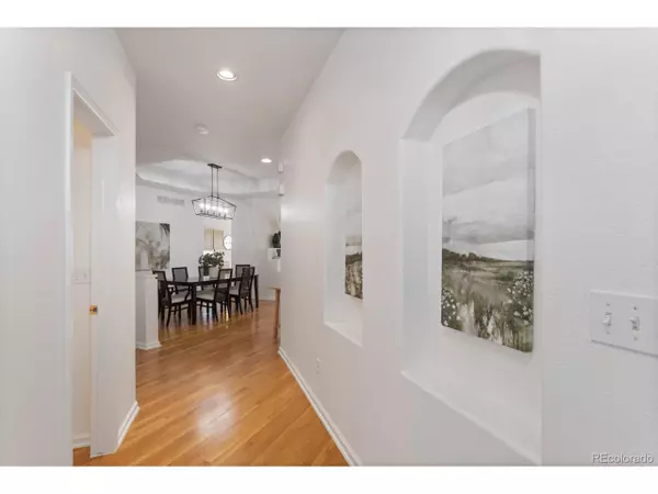 1819 Signature Ct, Longmont, CO 80504