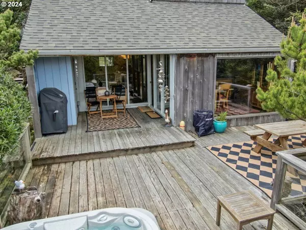 313 SALISHAN DR #5 (E), Gleneden Beach, OR 97388