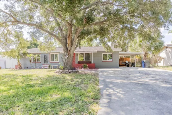 6033 FLORIDA CIR S, Apollo Beach, FL 33572