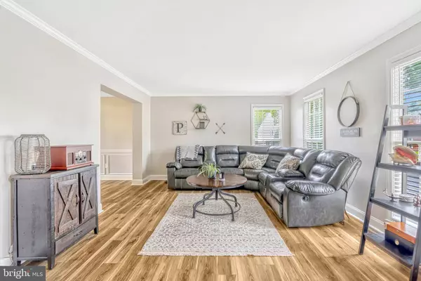 20764 DEWBERRY CT, Ashburn, VA 20147