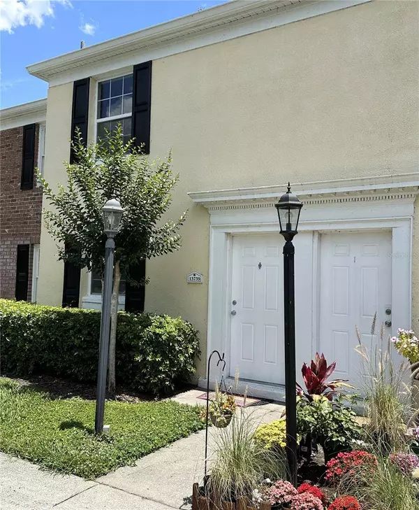 13739 JUNIPER BLOSSOM DR #none, Tampa, FL 33618