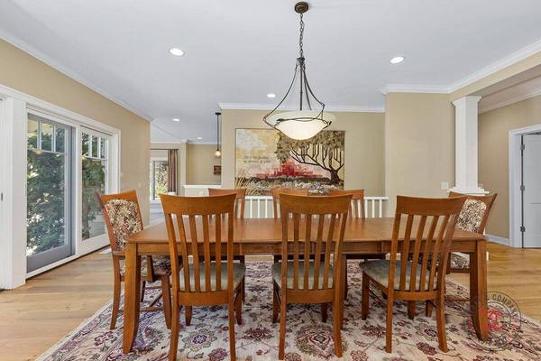 309 S Lakeshore Drive, Holland, MI 49424