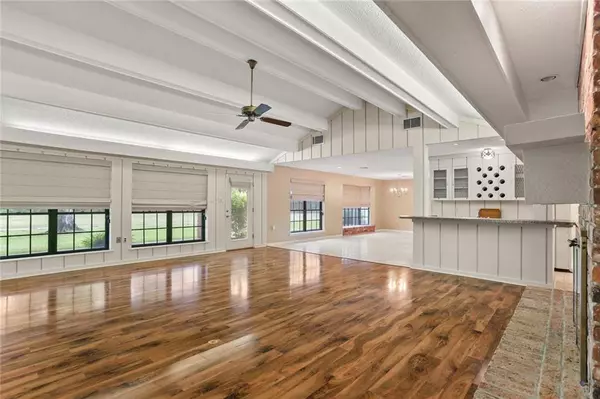 44 E LEVERT DR, Luling, LA 70070