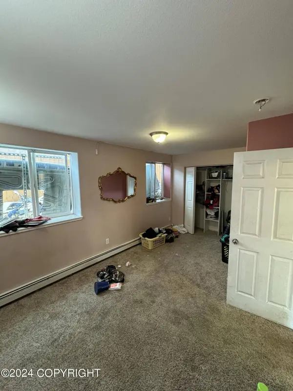 12106 Lucille LN #1, Anchorage, AK 99515