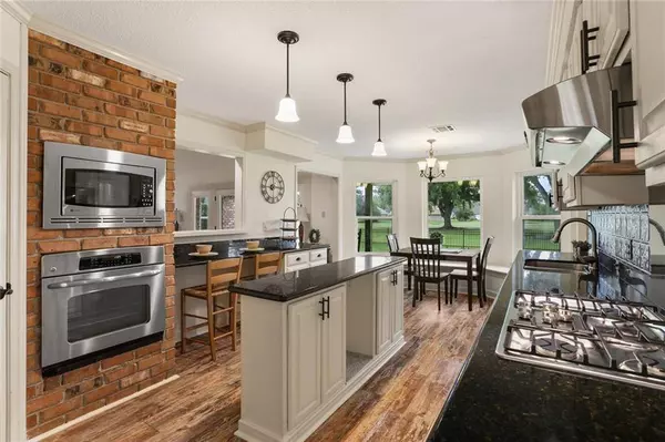 16 CATHY DR, Luling, LA 70070