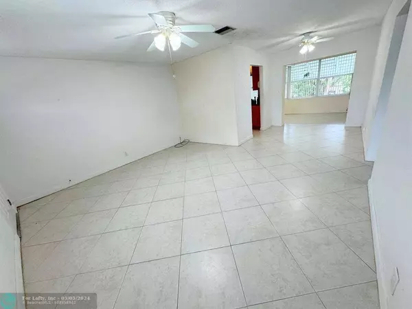 4515 NW 49th Ct, Tamarac, FL 33319