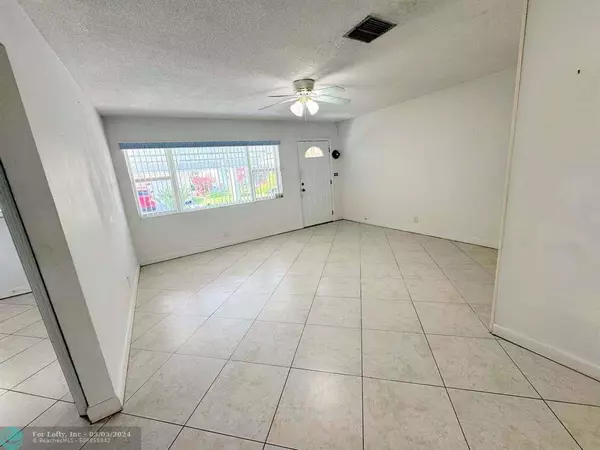 4515 NW 49th Ct, Tamarac, FL 33319