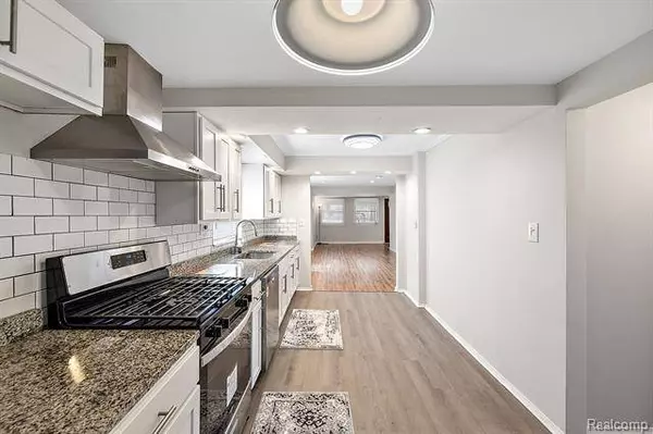 4143 FORBUSH Avenue, West Bloomfield, MI 48323