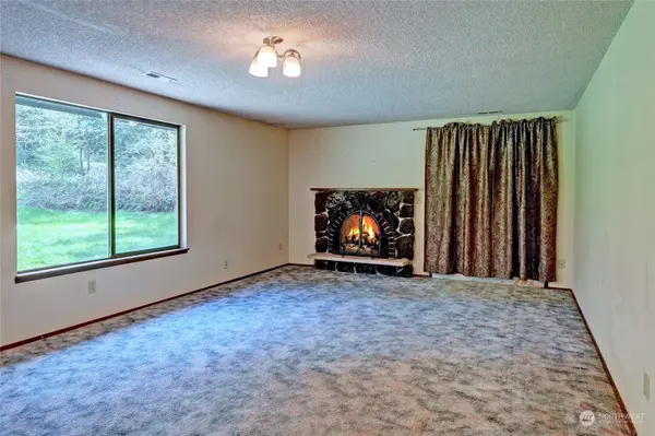 10203 72nd AVE NW, Gig Harbor, WA 98332