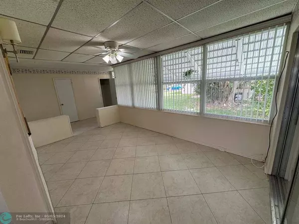 4515 NW 49th Ct, Tamarac, FL 33319