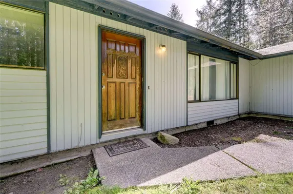 10203 72nd AVE NW, Gig Harbor, WA 98332