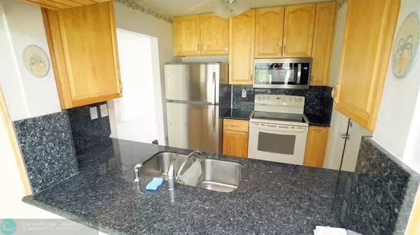 4515 NW 49th Ct, Tamarac, FL 33319