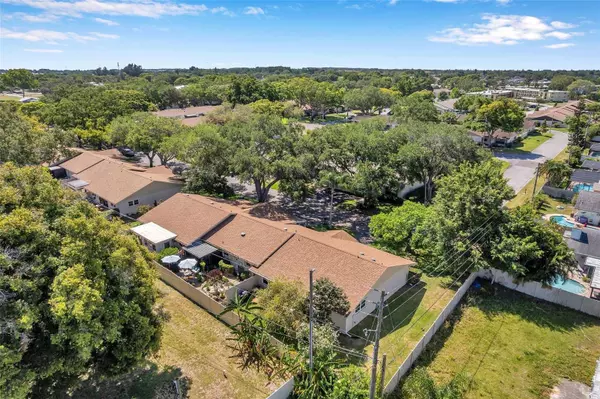 2190 MARSHALL DR #2190, Dunedin, FL 34698