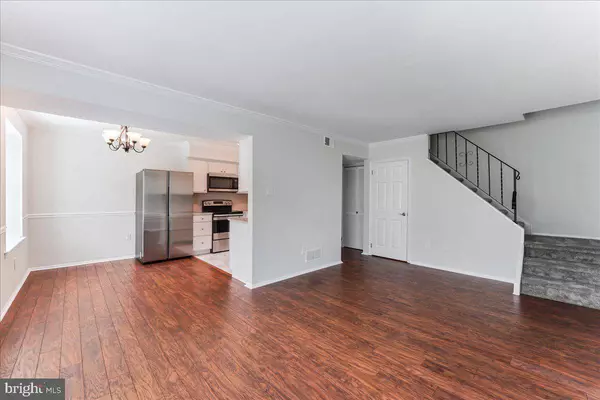 5200 HILLTOP DR #L16, Brookhaven, PA 19015