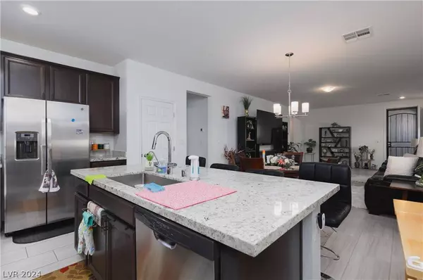 1110 Edel Hest Avenue, North Las Vegas, NV 89081