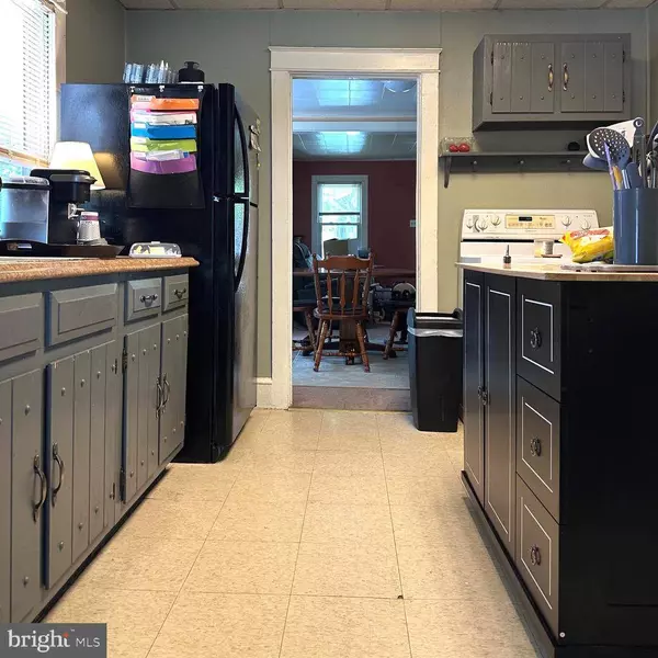 1449 W WHEAT RD, Vineland, NJ 08360