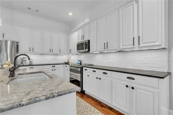 360 Chambers ST #103, Woodstock, GA 30188